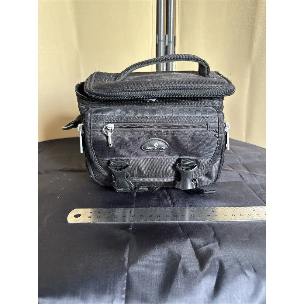 SAMSONITE Camera Bag Padded for Small DSLR or Point n Shoot with Pockets & Strap